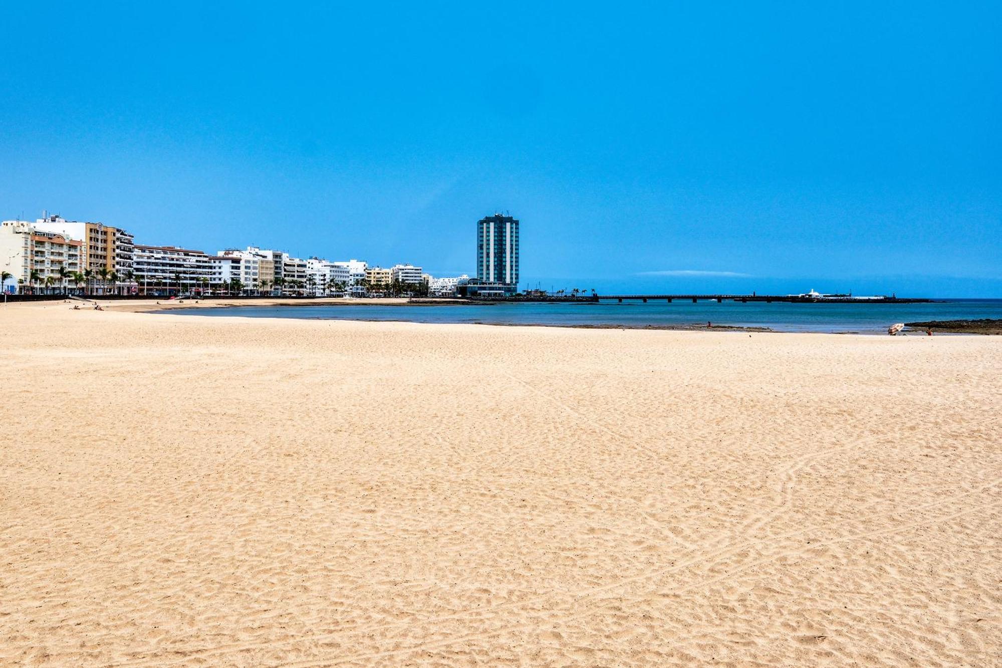 El Reducto Beach-First Line Of The Sea Arrecife  Exterior foto